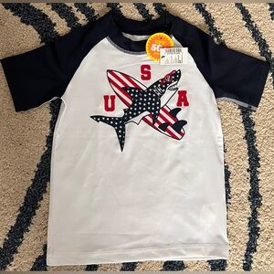 🆕 The Children’s Place (Place Sport) Patriotic USA Shark Rash Guard (5T)